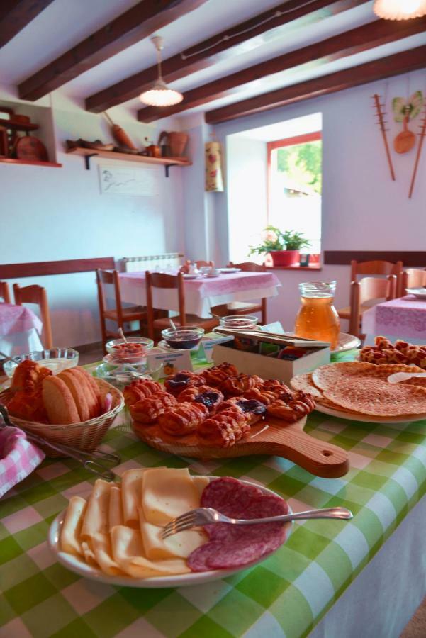 Agriturismo Pian Dei Tass Barcis Exteriör bild